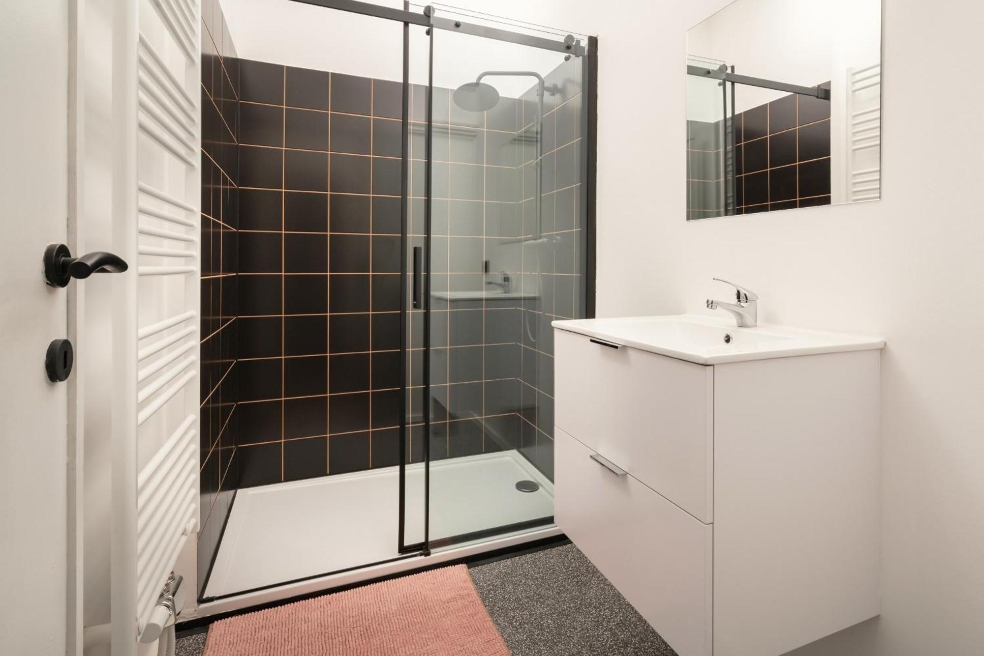 Two-Bedroom Apartments In The Heart Of Antuérpia Exterior foto