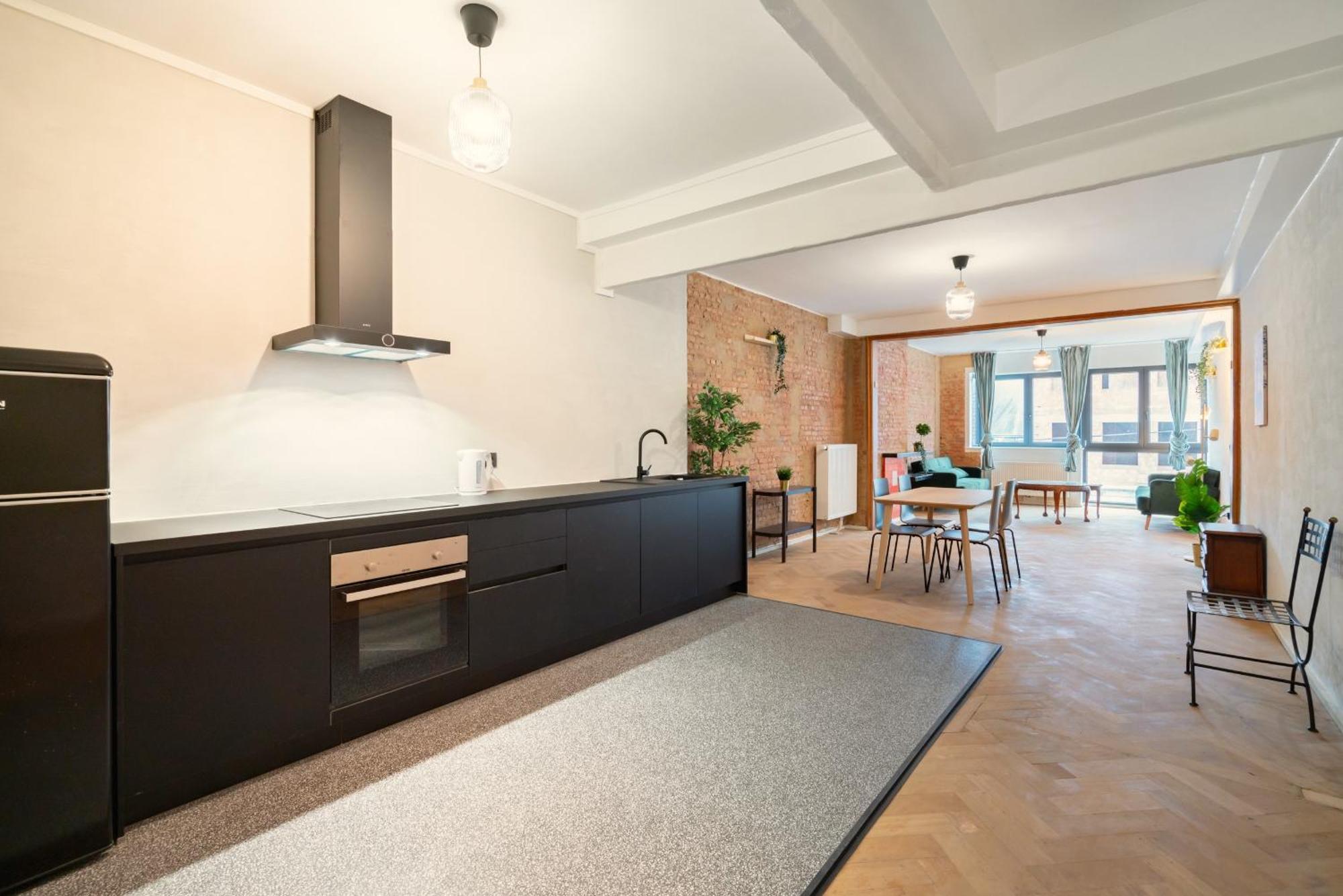 Two-Bedroom Apartments In The Heart Of Antuérpia Exterior foto